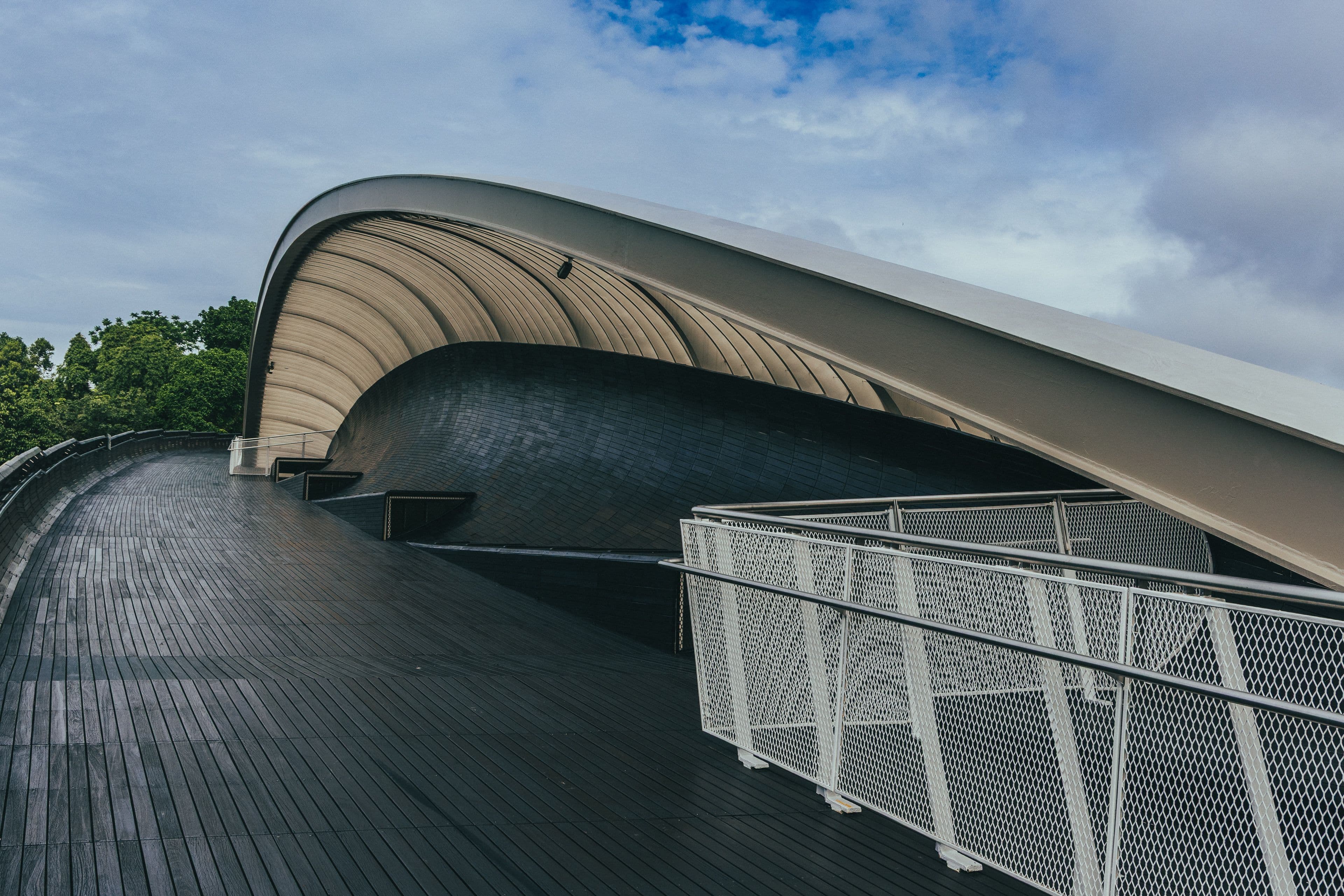 Henderson Waves, looking along
